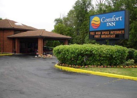 COMFORT INN EAST