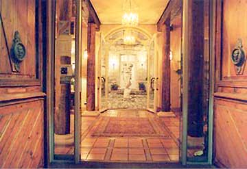 LA MONNAIE ART AND SPA