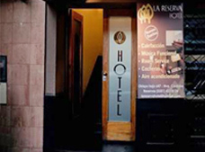 LA RESERVA HOTEL