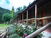 CUSARARE RIVER SIERRA LODGE