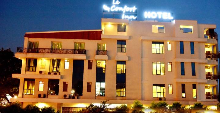 LE CONFORT INN