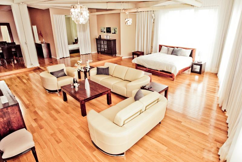 LOFT
