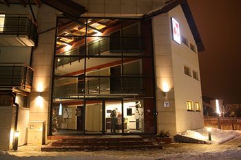 APARTMENTS & SPA ZAKRZÃ“WEK