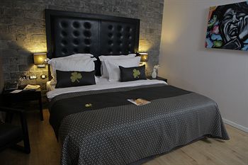 LIGHTHOUSE BY BROWN HOTELS