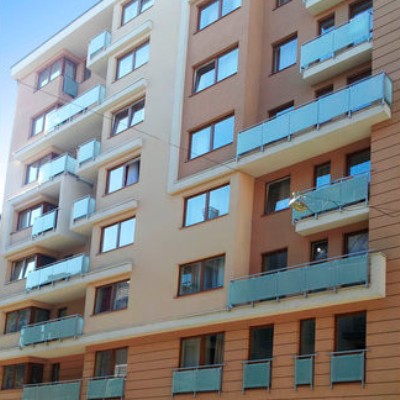 CORVIN PLAZA APARTMENTS & SUITES