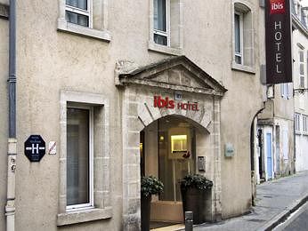 IBIS LA ROCHELLE CENTRE HISTORIQUE