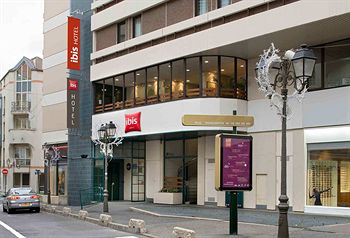 IBIS PARIS PONT DE SURESNES