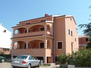 ZDJELAR APARTMENTS
