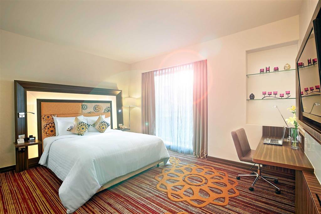 NOVOTEL PUNE NAGAR ROAD