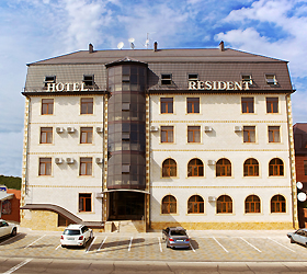 RESIDENT