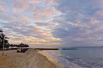 WHITE SANDS, RESORT & CONFERENCE CENTRE