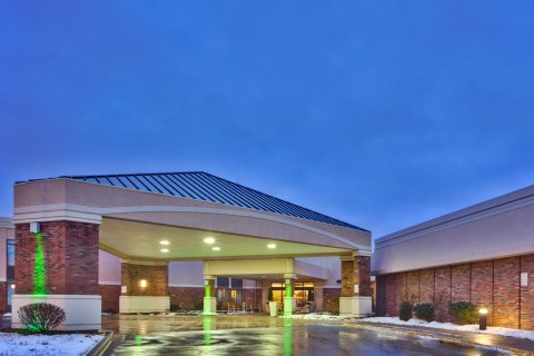 LEXINGTON ROCHESTER AIRPORT