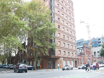hotel-img
