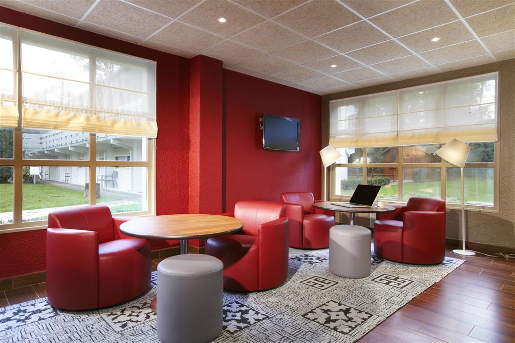 CAMPANILE ORLEANS SUD - LA SOURCE