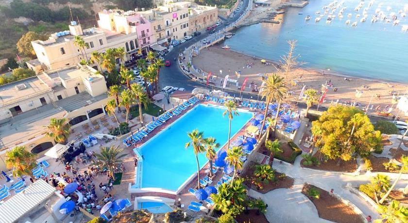 Beach Garden Hotel