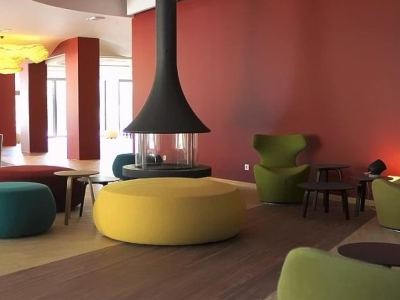 C SUITES