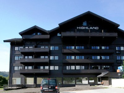 HIGHLAND LODGE