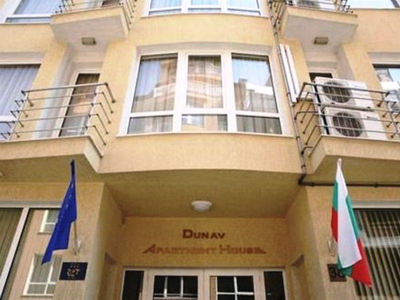 DUNAV APARTMENT HOUSE