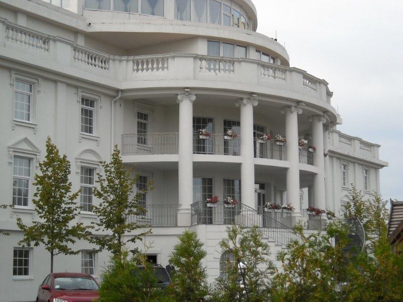 SENATORS PARK