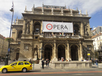 OPERA RESIDENCE