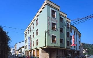 CANGAS DE ONIS CENTER - Hotel cerca del Puente Romano en Cangas de Onís