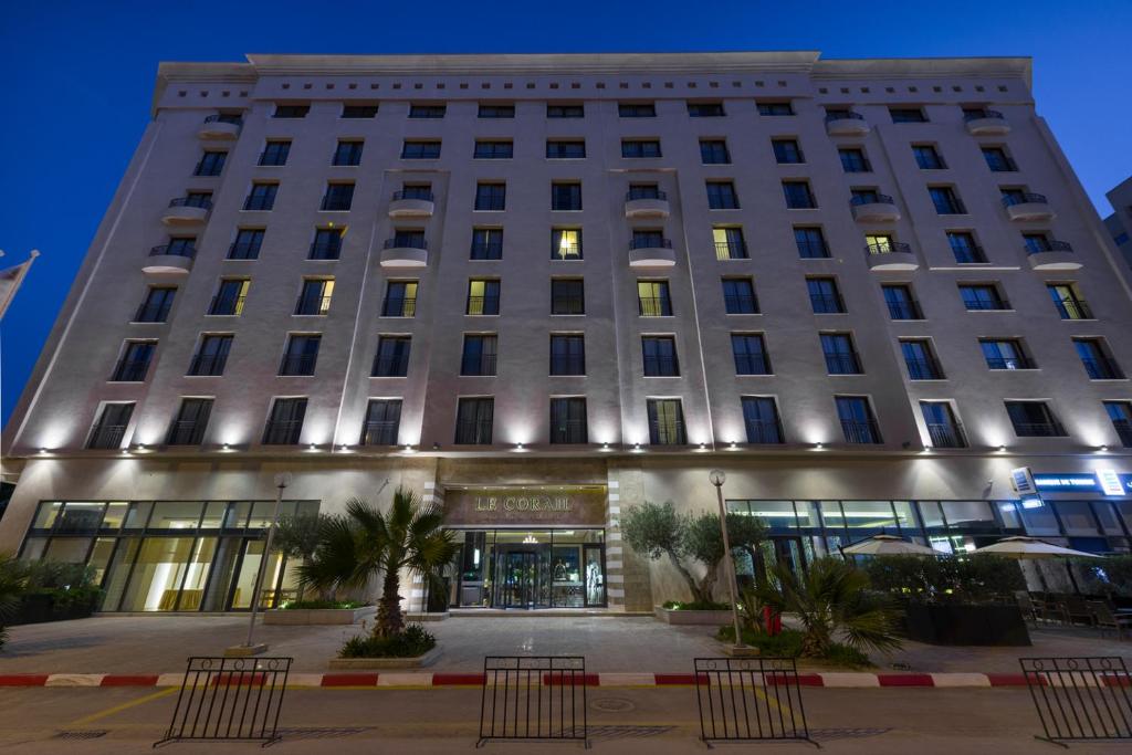 CORAIL SUITES HOTEL