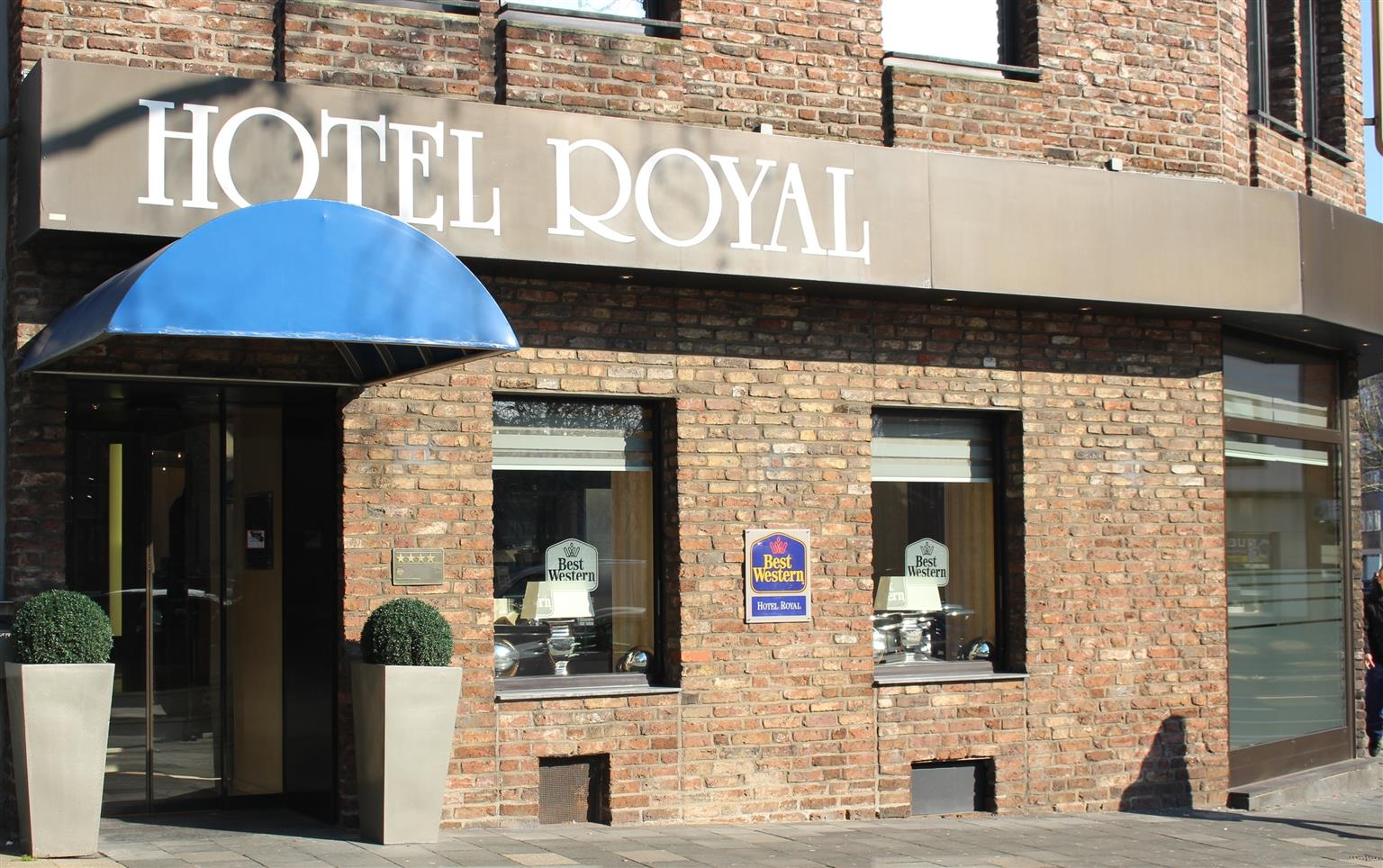 BEST WESTERN HOTEL ROYAL