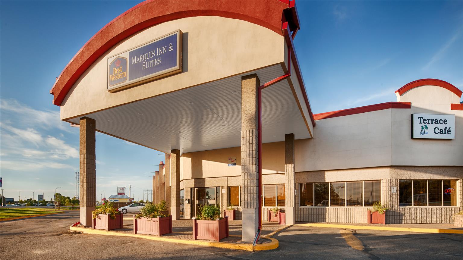 BEST WESTERN MARQUIS INN & SUITES