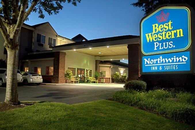 Trovalia Best Western Plus Northwind Inn Suites Best Western Plus Northwind Inn Suites Lodgings In Tigard