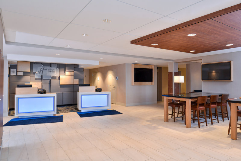 HOLIDAY INN EXPRESS ROCHESTER - UNIVERSITY AREA