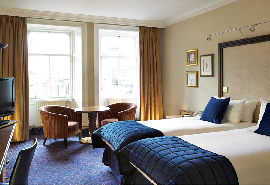 HILTON EDINBURGH CARLTON