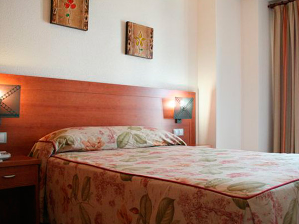 EL PASO HOTEL  - VO -