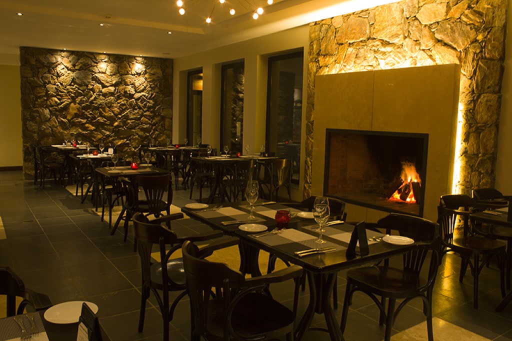 REGENCY PARK HOTEL & SPA