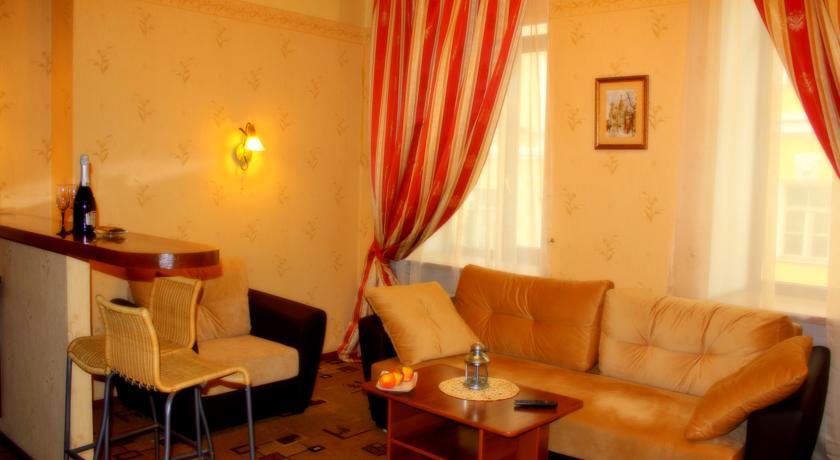 DELUXE HOTEL ON GALERNAYA