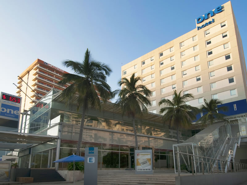 ONE ACAPULCO COSTERA
