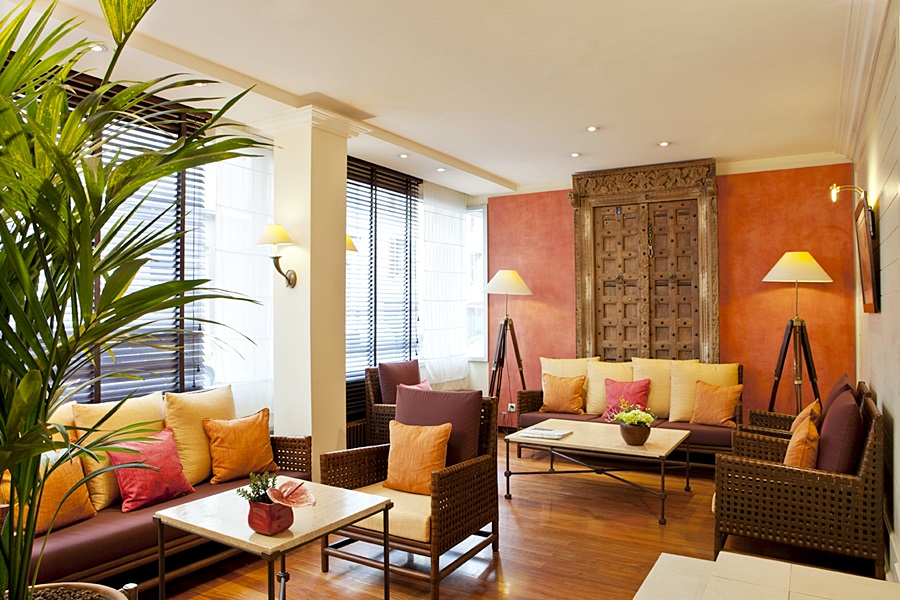 KIPLING MANOTEL