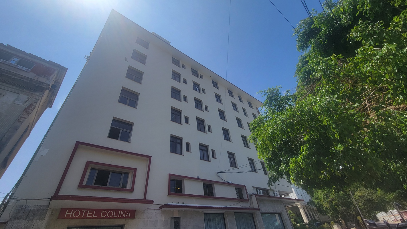 COLINA