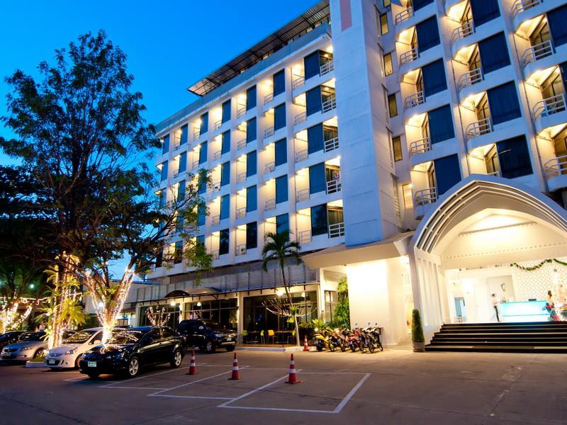 SANDALAY RESORT