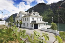 FJARLAND FJORDSTUE HOTELL