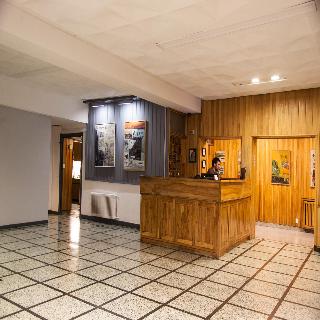 NBH   Hotel Premier Bariloche