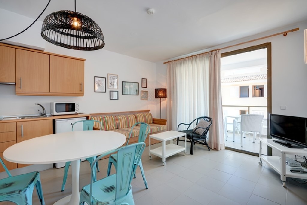 APTS. LEMAR