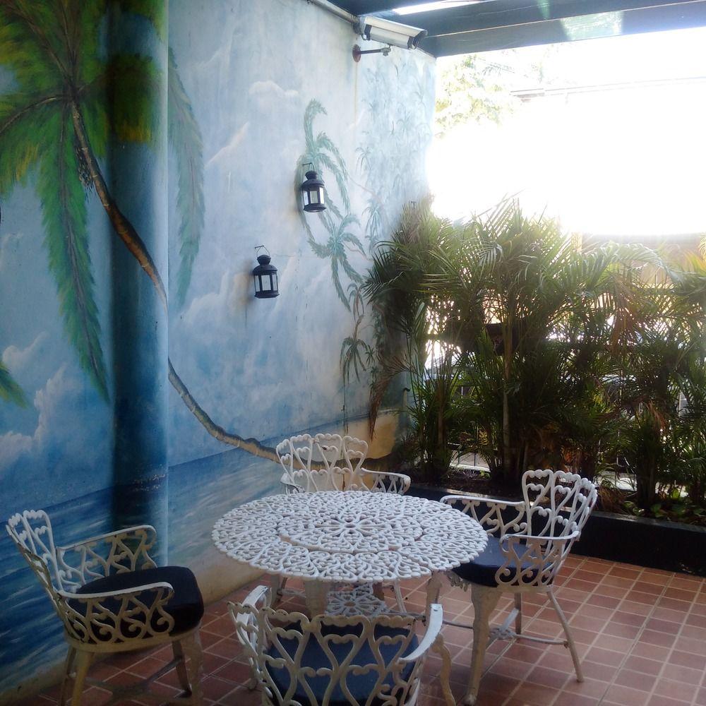 Esmeralda Guest House