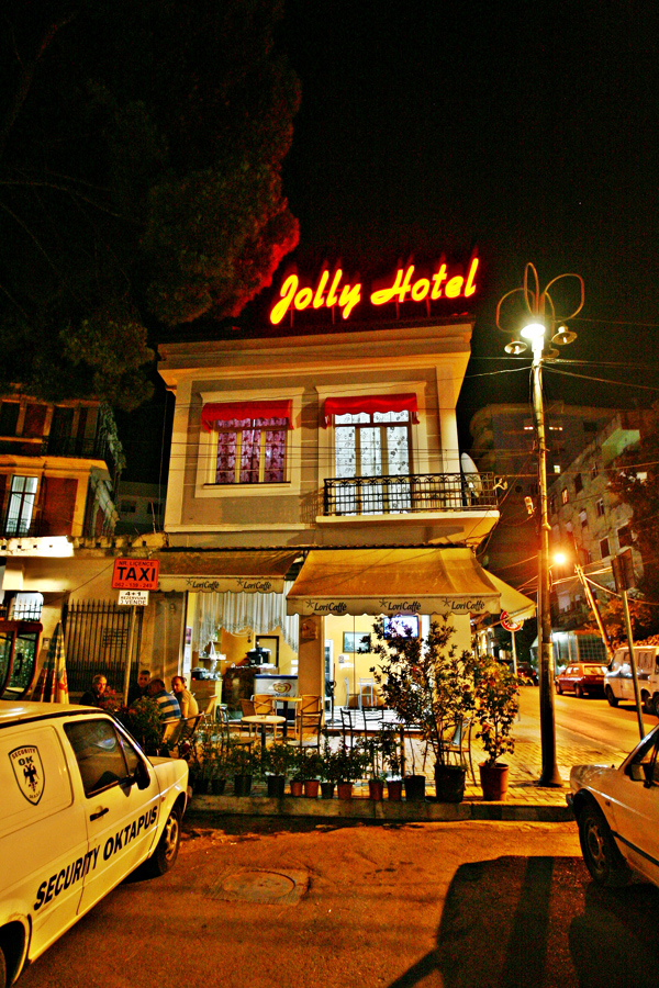 JOLLY