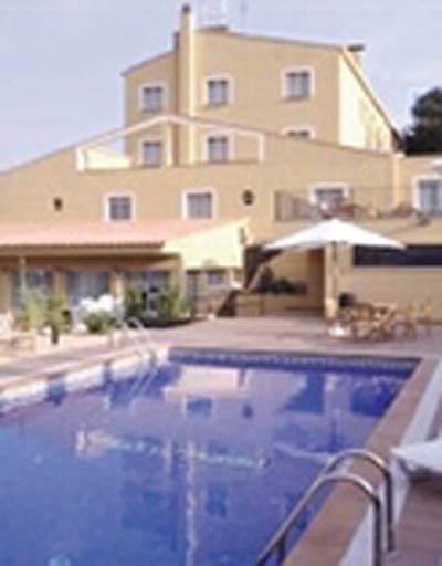 COSTABELLA - Hotel cerca del Golf Girona