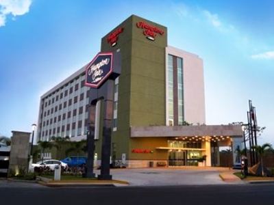 HAMPTON INN BY HILTON VILLAHERMOSA