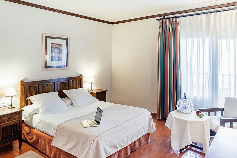 Parador De Manzanares