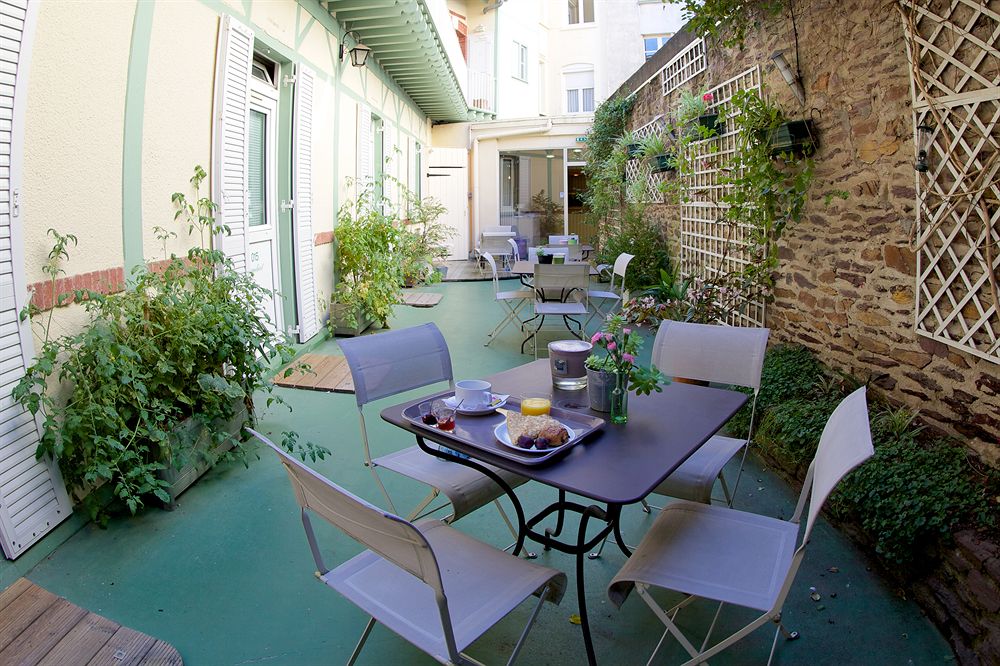GARDEN HÔTEL