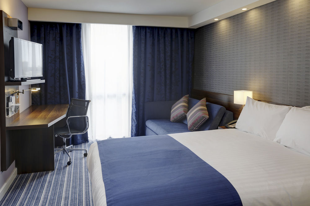 HOLIDAY INN EXPRESS LONDON - EXCEL