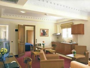 AVA HOTEL AND SUITES