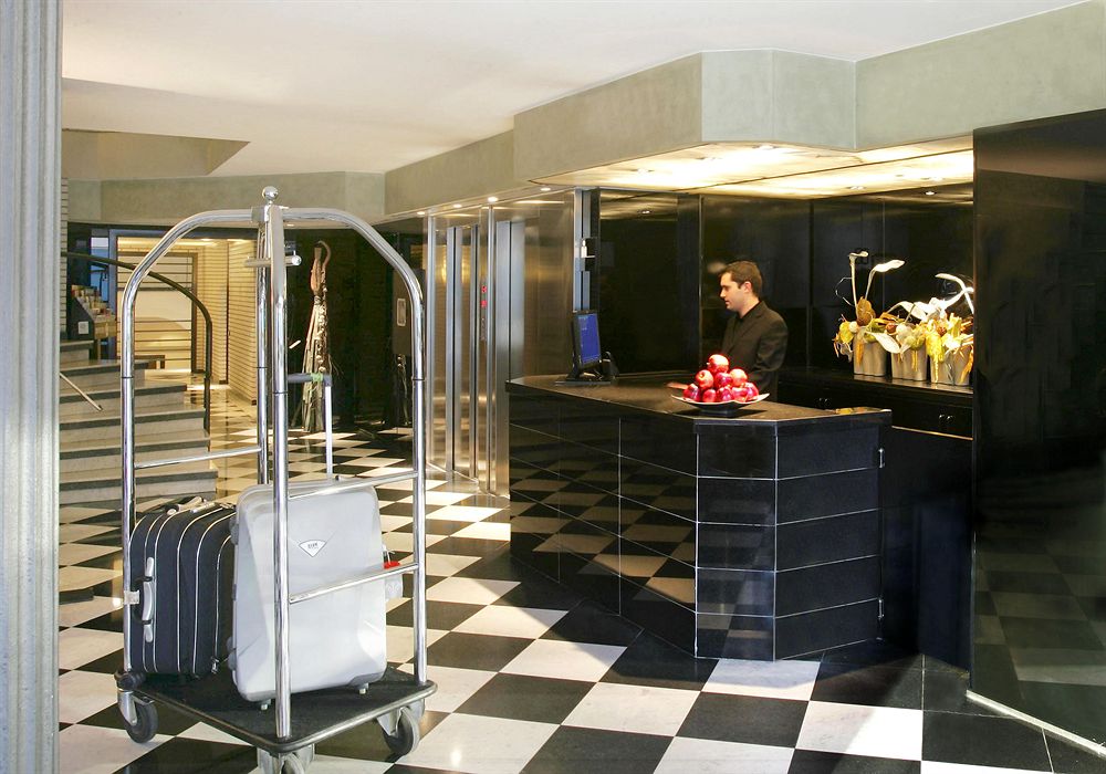 GRAN DERBY SUITE - Hotel cerca del Hospital Clínic
